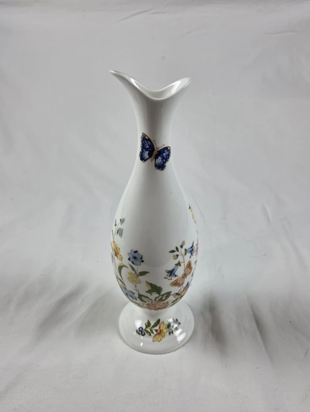 Aynsley Cottage Garden Floral Bone China Vase 9